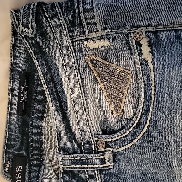 Jeans - Picture 5 of 6